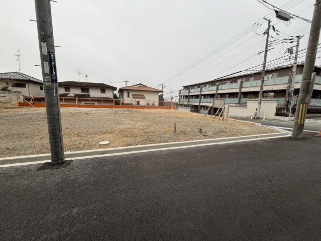 鴨子ヶ原2丁目売土地の前面道路含む現地写真