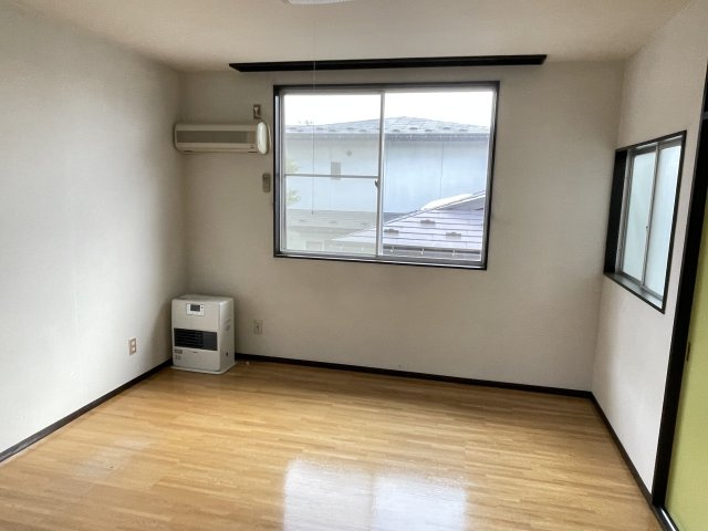 コージーあこやの洋室