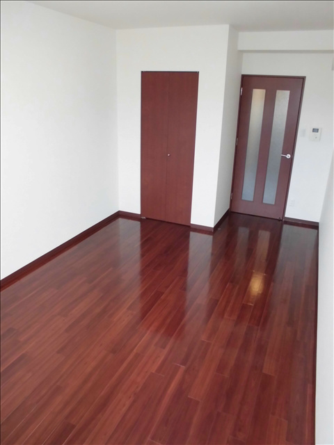 向山ヒルズの居間・リビング