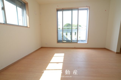 【洋室】 | 綾瀬市蓼川3丁目 新築戸建て 全2棟【仲介手数料無料】 | 2階　洋室1（8.0帖）