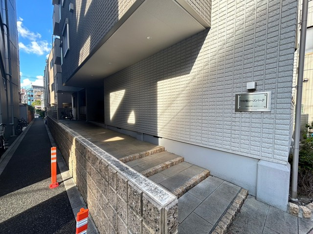 竹の塚ローズパークのエントランス|★エントランス★