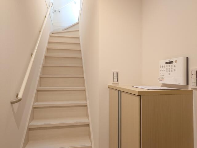 ガレージハウスMEIWAの玄関