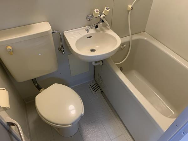スカイコートのトイレ|清潔感のあるトイレです