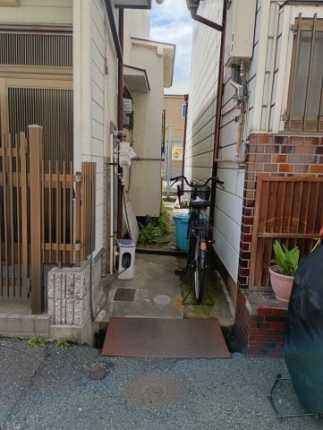 売土地　大東市氷野4丁目(建築条件無し上物有)の周辺