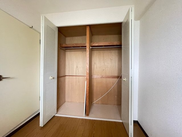 ロイヤルヒルズ待兼山の収納