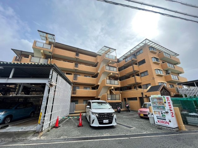 ロイヤルヒルズ待兼山
