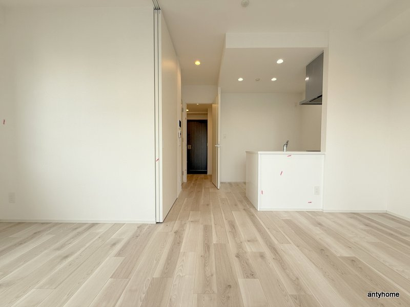 エル・セレーノ新大阪北　仲介手数料無料の洋室