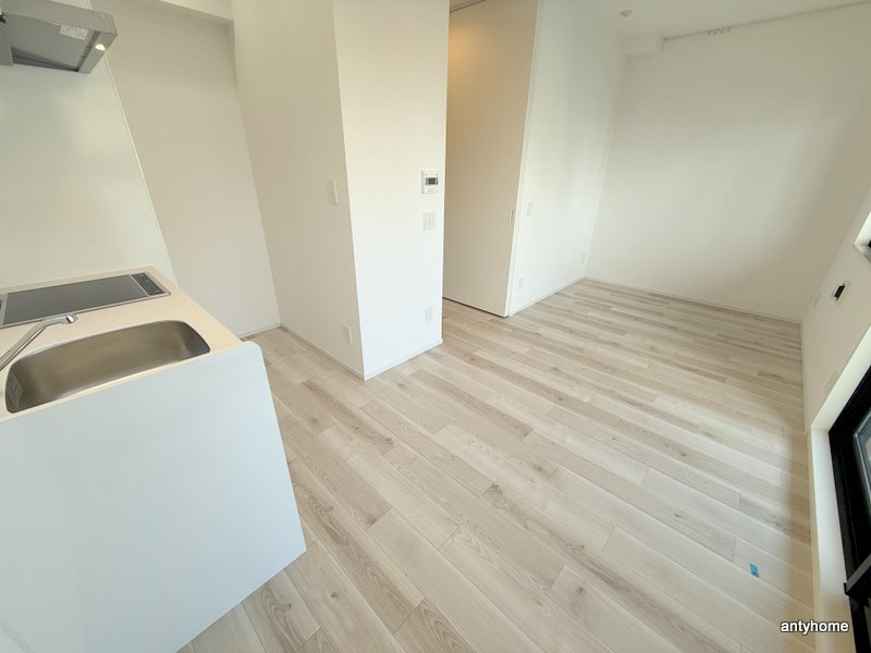 エル・セレーノ新大阪北　仲介手数料無料の居間・リビング