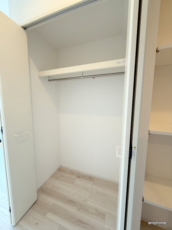 エル・セレーノ新大阪北　仲介手数料無料の収納