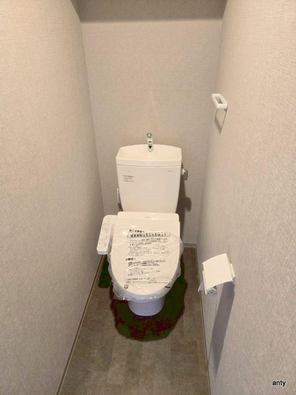 エル・セレーノ新大阪北　仲介手数料無料のトイレ