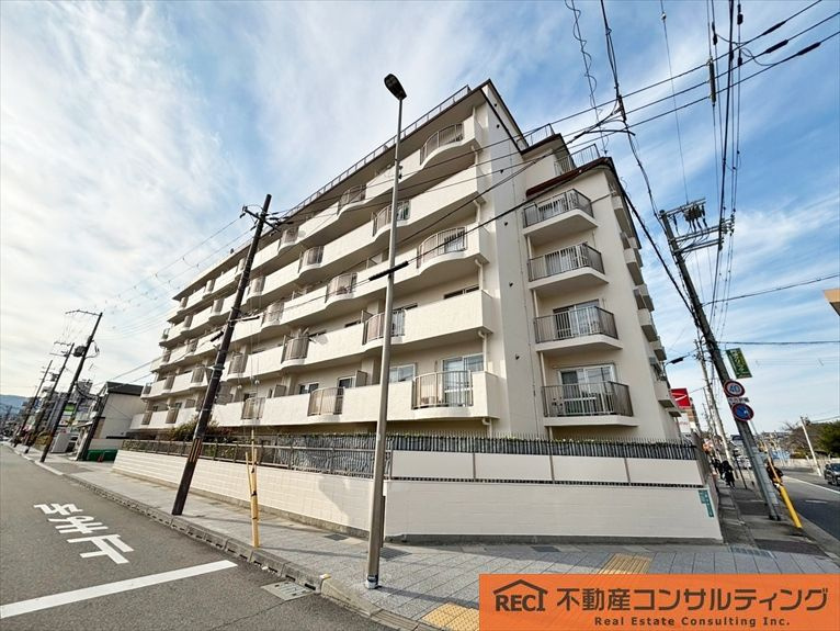 西宮ハイツの外観|浴室乾燥機あり