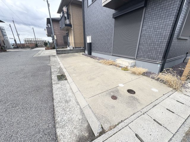 神戸市西区水谷2丁目戸建の駐車場