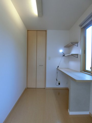 アルドゥールの洋室