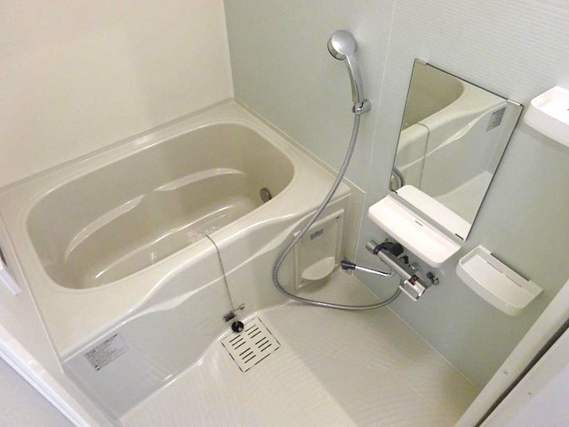 シュロス上飯田の浴室