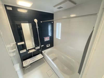 【浴室】 | 沖縄市美里6丁目（全9棟）11・12号棟 | 11号棟　浴室換気乾燥機付き♪