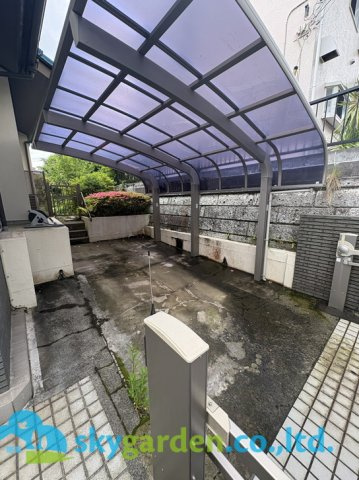 鎌倉市浄明寺6丁目　中古戸建の駐車場