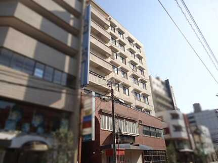 中通レンガマンション(JS)の外観