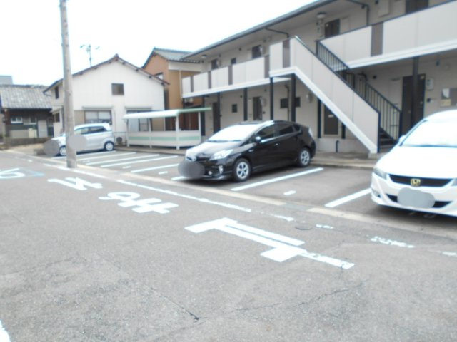 エス・ブロードの駐車場