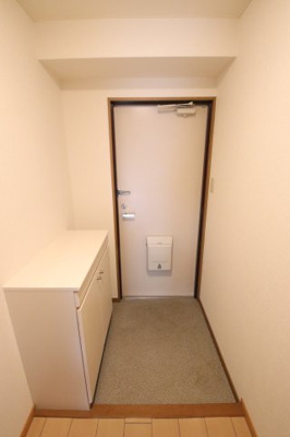 【玄関】 | アレーゼF