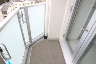 【バルコニー】