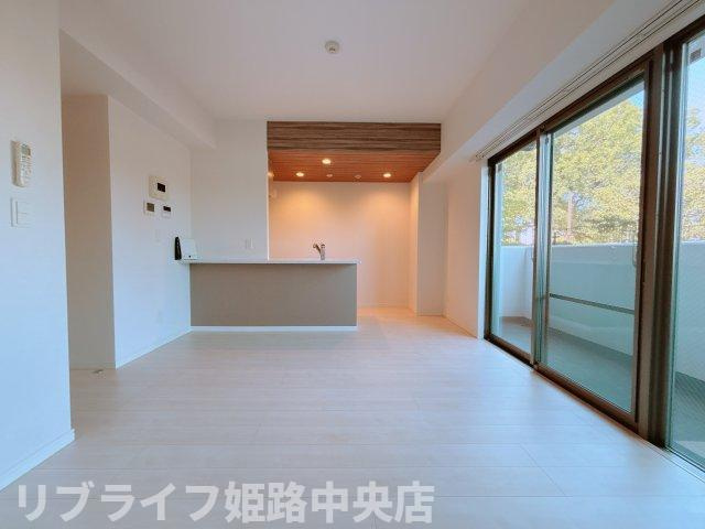 さくら三左衛門堀の居間・リビング