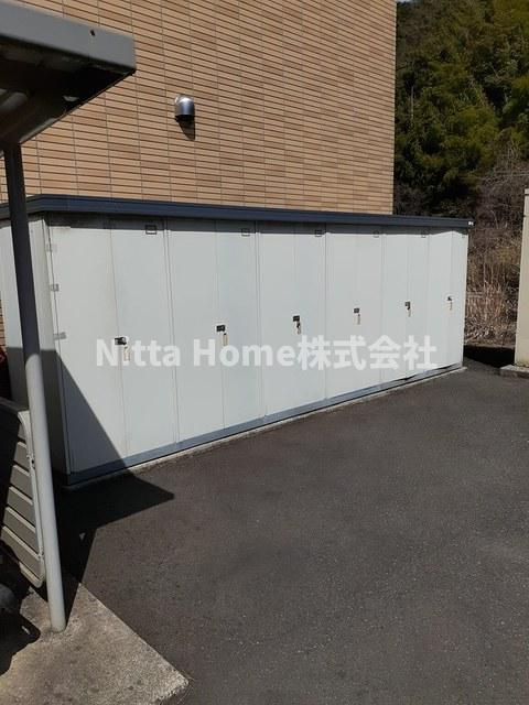 グラースグリー　Aのその他共用部分|外部物置を利用することができます◇
