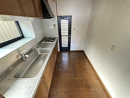 広島市佐伯区五日市町大字下河内字寺川　中古一戸建て(JS)のキッチン