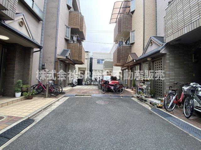 若江東町3丁目中古戸建の前面道路含む現地写真|前面道路含む現地写真です