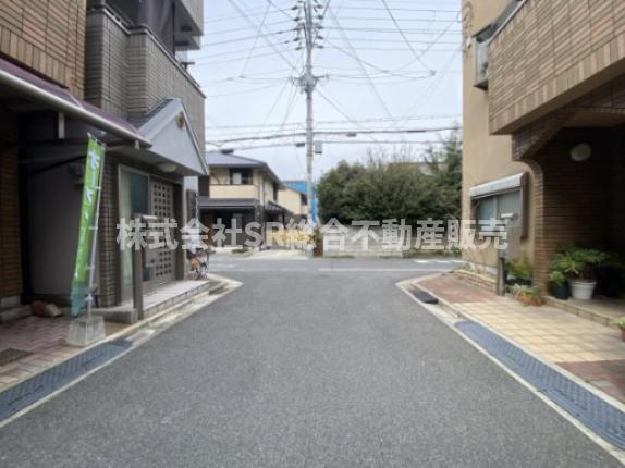 若江東町3丁目中古戸建の前面道路含む現地写真|前面道路含む現地写真です