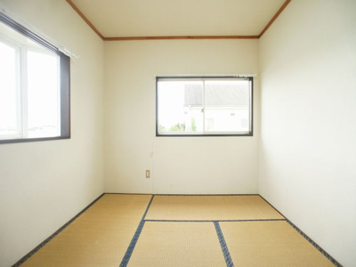 【和室】 | ヴェルエスト鹿沼B | お部屋がスッキリ！充実収納付きです♪