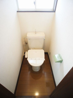 【トイレ】 | ヴェルエスト鹿沼B | 温水洗浄暖房便座機能付きです♪