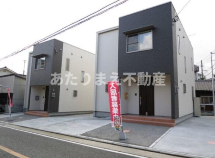 セレクトW野多目の駐車場