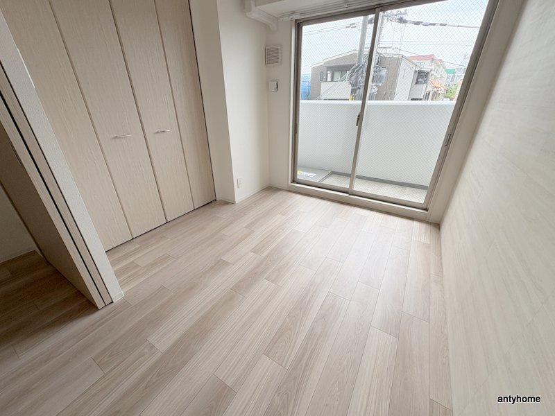 ArtizA緑地公園　仲介手数料無料の寝室