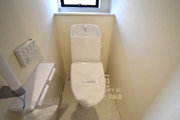 リーブルガーデン  笠間市旭町　第12　4のトイレ|１階と２階、２ヶ所に清潔なトイレ。
毎日使う空間と機能だから、いつまでも清潔なスペースであってほしいのがトイレです。