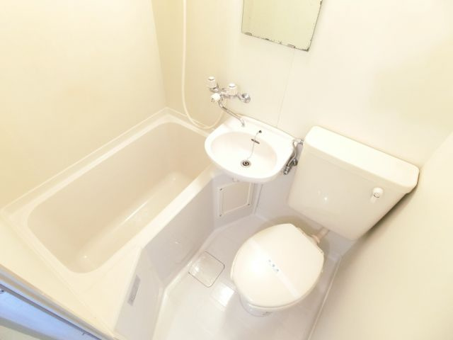 ユニコーン82’西野の浴室|同マンションイメージ