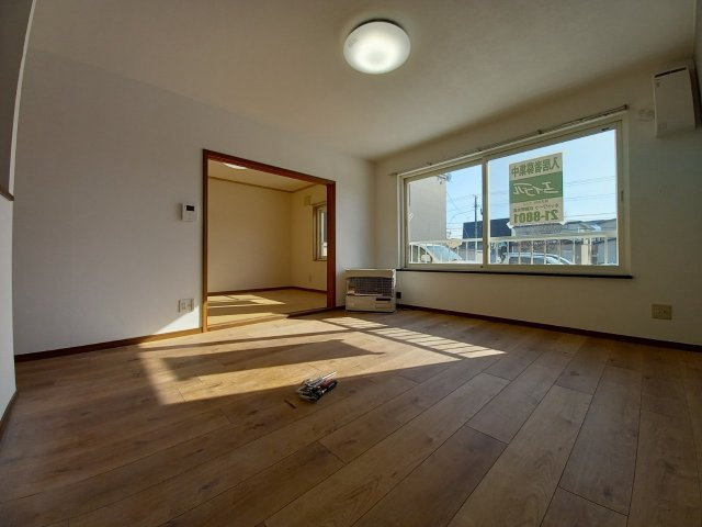 サンハイツNo.2の居間・リビング