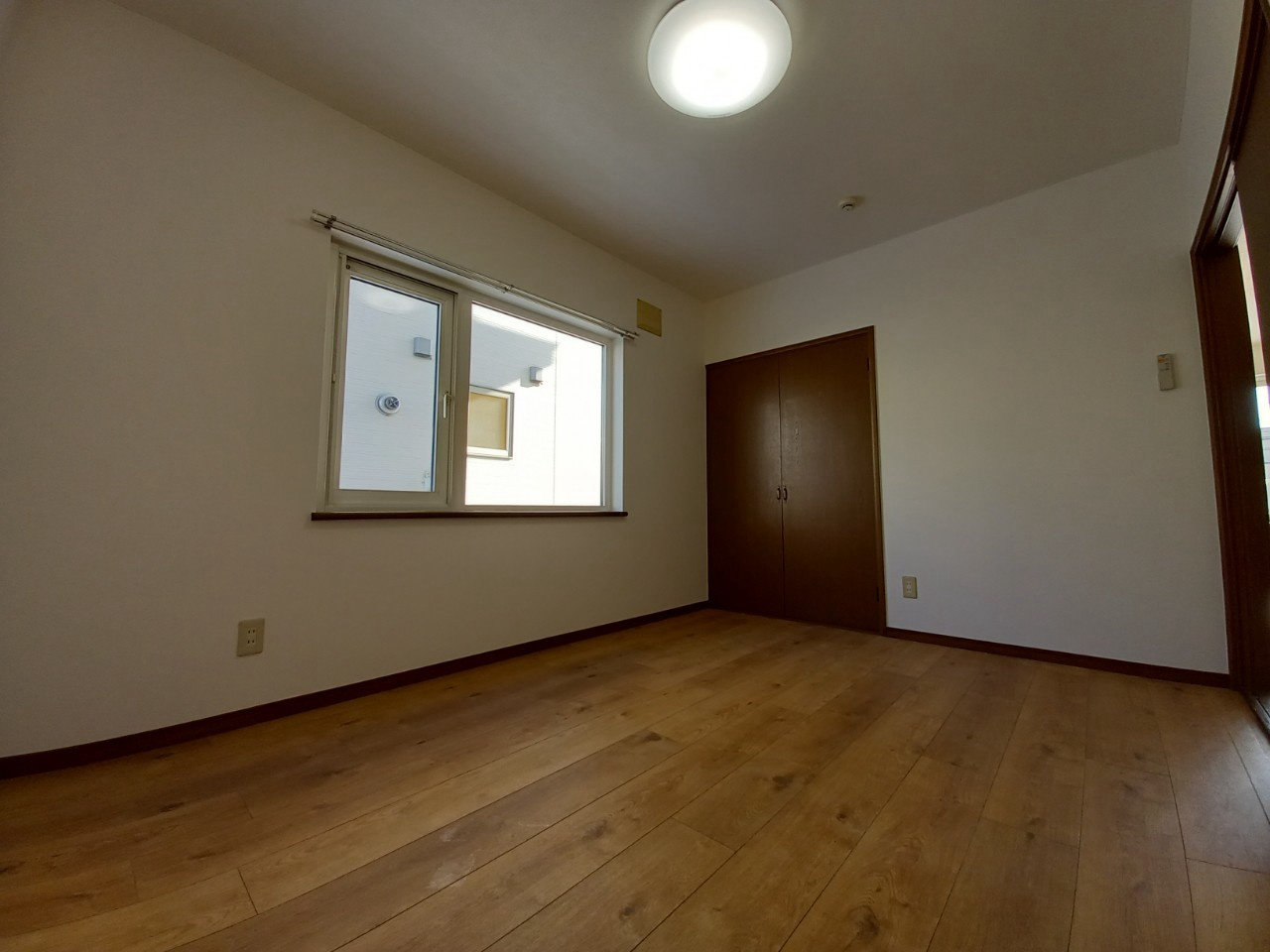サンハイツNo.2の洋室