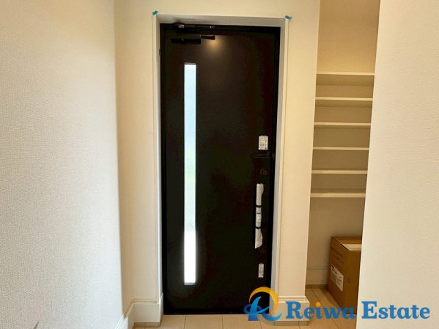 新築戸建　藤沢市辻堂太平台2丁目の玄関