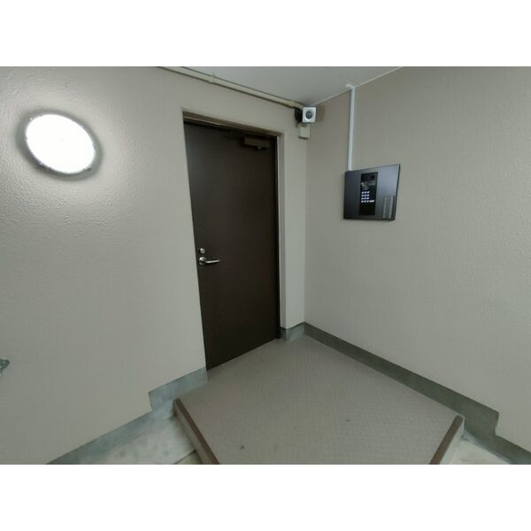 プリメーラリヨンの玄関