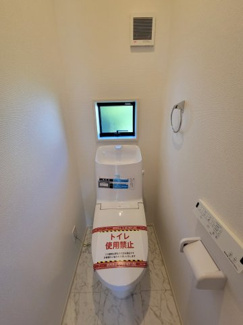 【トイレ】 | 泉台４丁目　新築戸建 | 2階　トイレ