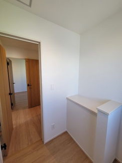 【洋室】 | 泉台４丁目　新築戸建 | 家事室としてもお使い頂けます。