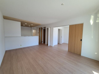 【居間・リビング】 | 泉台４丁目　新築戸建 | LDK約16.0帖