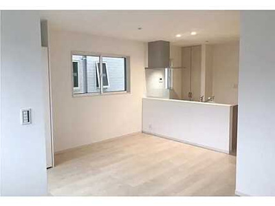 【居間・リビング】 | 広島市安佐南区緑井７丁目　新築一戸建て(全3棟)