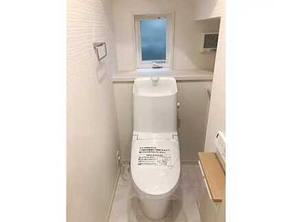 広島市安佐南区緑井７丁目　新築一戸建て(全3棟)のトイレ