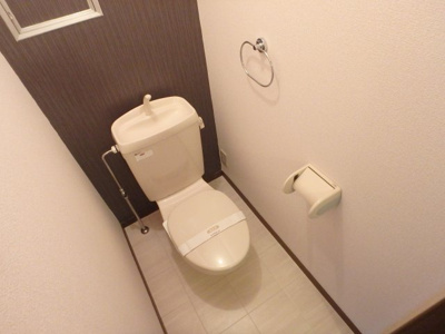 【トイレ】 | エントピアⅢ | 清潔感のあるトイレです