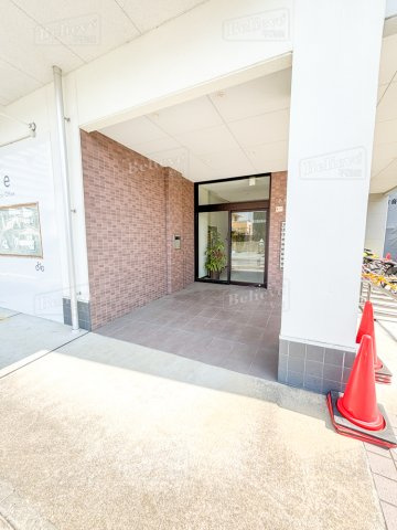 あきない通り西原のエントランス|共用のエントランス部分☆