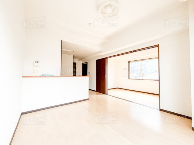 あきない通り西原の居間・リビング|広いリビング★