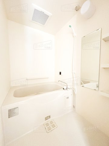 あきない通り西原の浴室|追い焚き機能付きのお風呂です♪