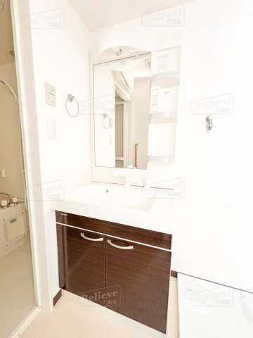 あきない通り西原の洗面所|広い洗面スペースです★