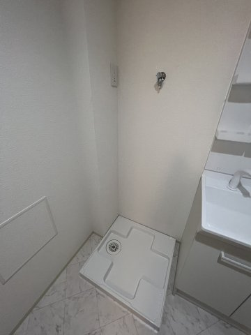 榊原ビル３０１の洗面所|現況を優先します。